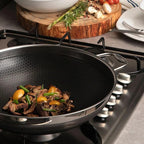 CAÇAROLA WOK EM AÇO INOX 34 CM HIVE